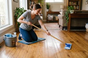 how to clean hardwood floors